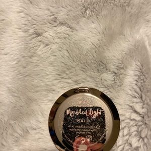 Ciate London Marbled light illuminating blusher